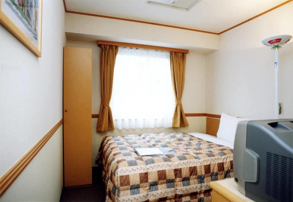 Toyoko Inn Kofu-Eki Minami-Guchi No.1 Exteriér fotografie